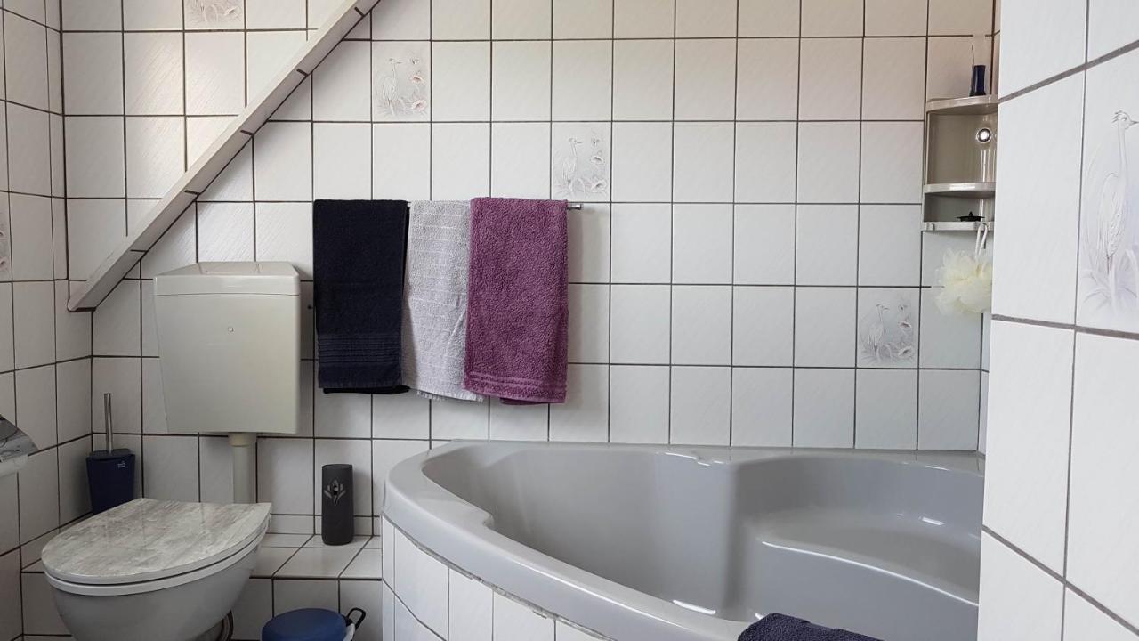 Ferienwohnung In Gartenlandschaft Cassel Extérieur photo