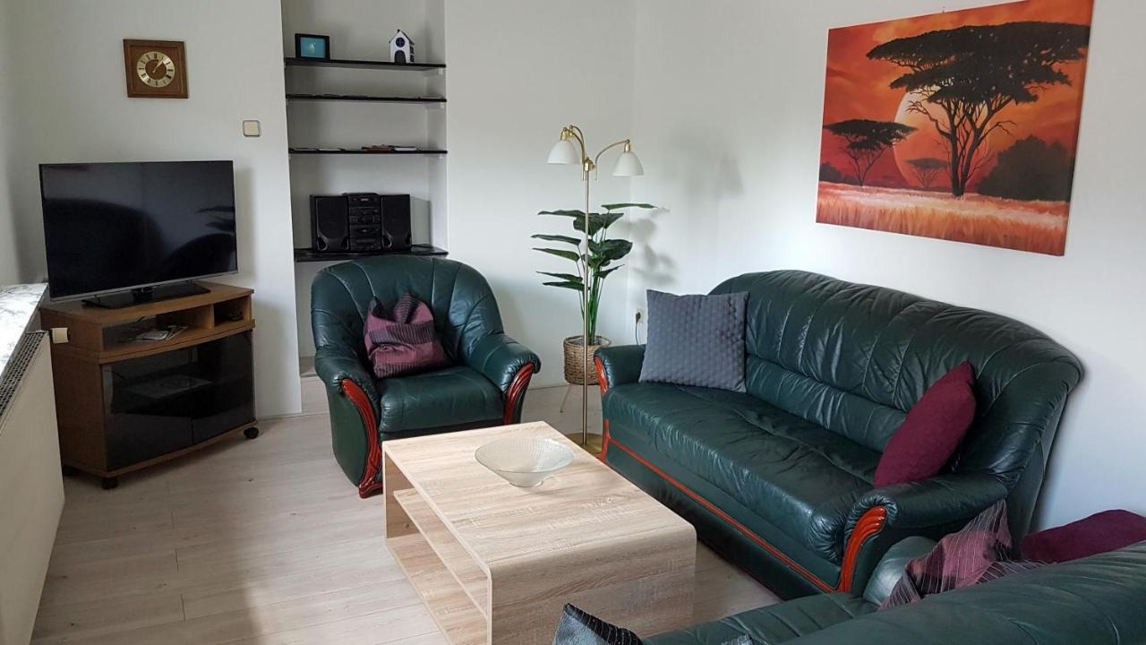 Ferienwohnung In Gartenlandschaft Cassel Extérieur photo
